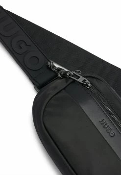 Hugo Wayner- Wash Bag - Black One -Hugo Shop 056c1bb6e1784d3c81d1829ab856b610