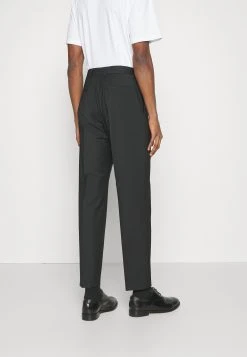 Hugo Teagan - Suit - Black One 19 Hugo Teagan - Suit - Black One -Hugo Shop 1208370bd8124e059340e453c012fd8a