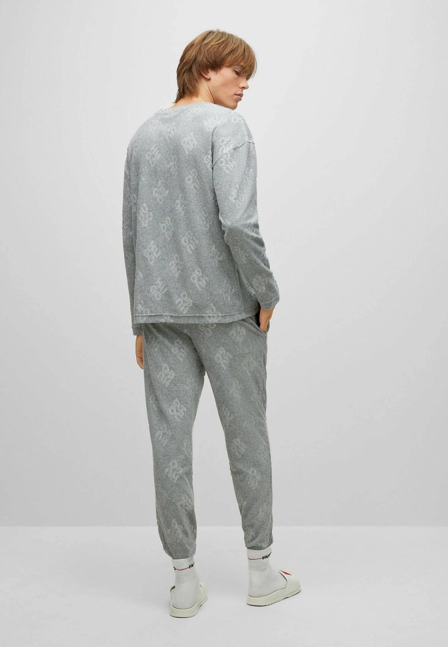 Hugo Me Set - Pyjama Set - Grey Five 5 Hugo Me Set - Pyjama Set - Grey Five - Image 3