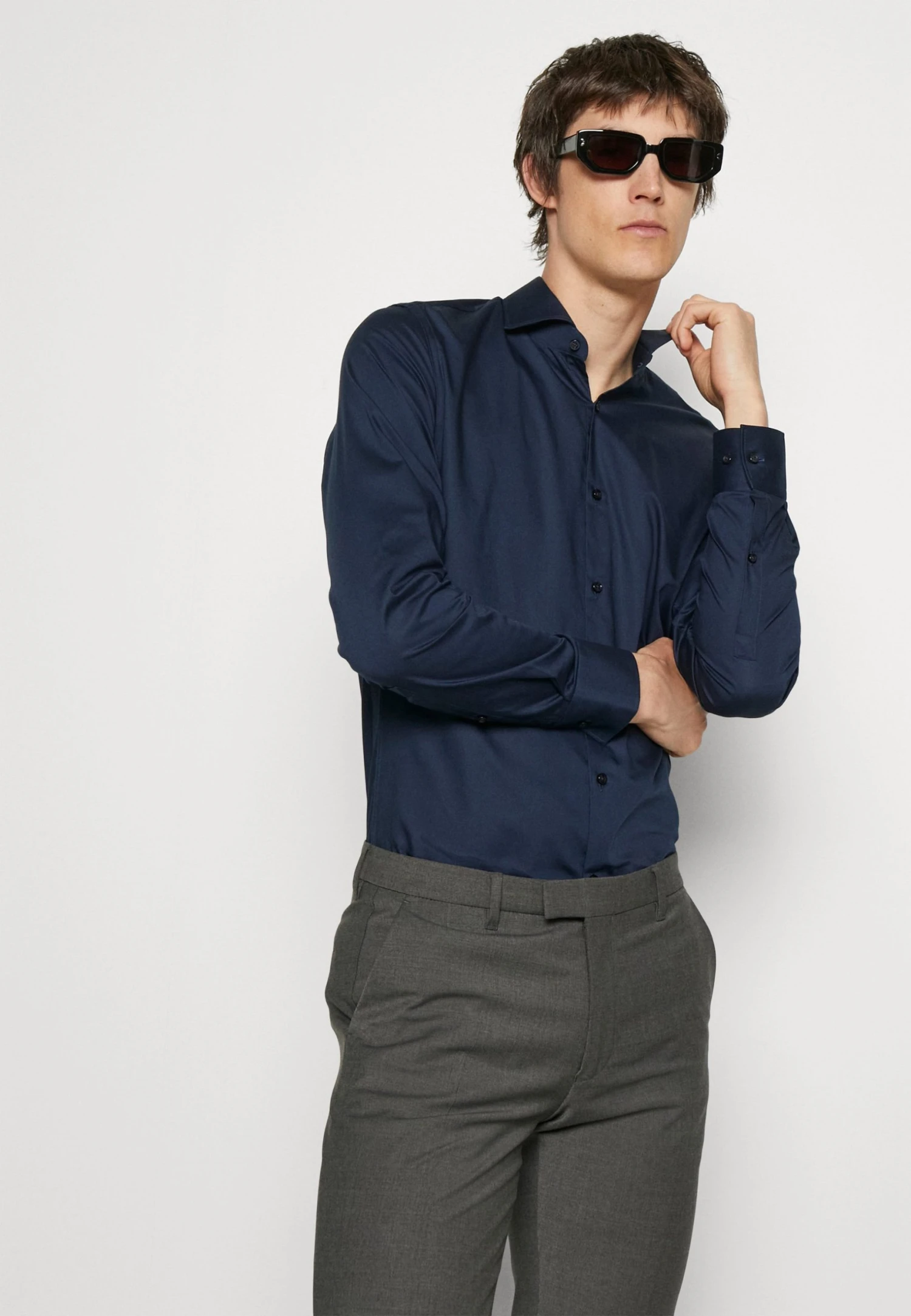 Hugo Kason - Formal Shirt - Dark Blue Thirteen 7 Hugo Kason - Formal Shirt - Dark Blue Thirteen - Image 5
