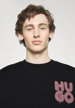 Hugo Daraz - Sweatshirt - Black 13 Hugo Daraz - Sweatshirt - Black -Hugo Shop 5e8b43c78eee41e582fd1b2127c7653a