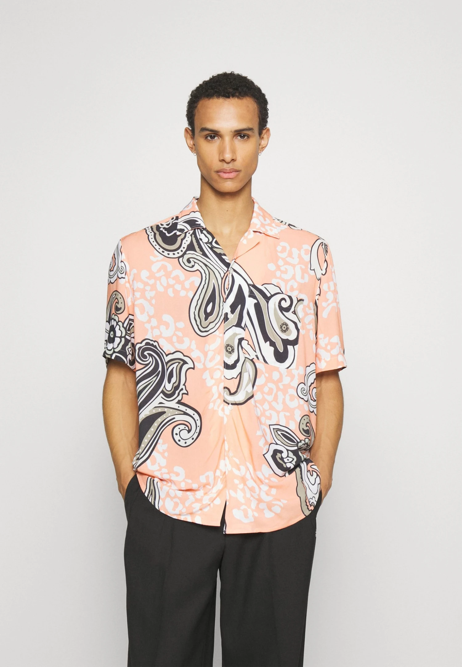 Hugo Ellino - Shirt - Light/Pastel Red 3 Hugo Ellino - Shirt - Light/Pastel Red