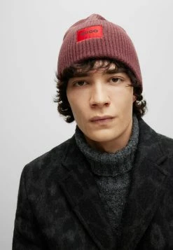 Hugo Xaff- Beanie - Dark Brown Four