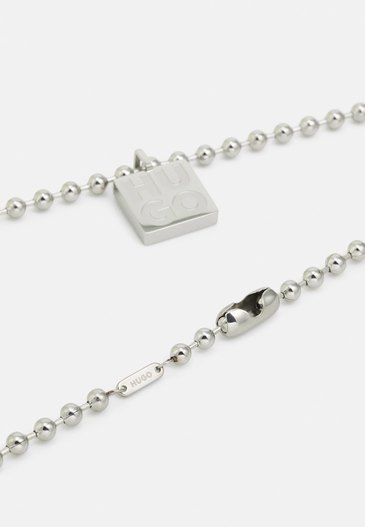 Hugo E Watch Necklace Unisex - Necklace - Silver-Coloured 4 Hugo E Watch Necklace Unisex - Necklace - Silver-Coloured - Image 2
