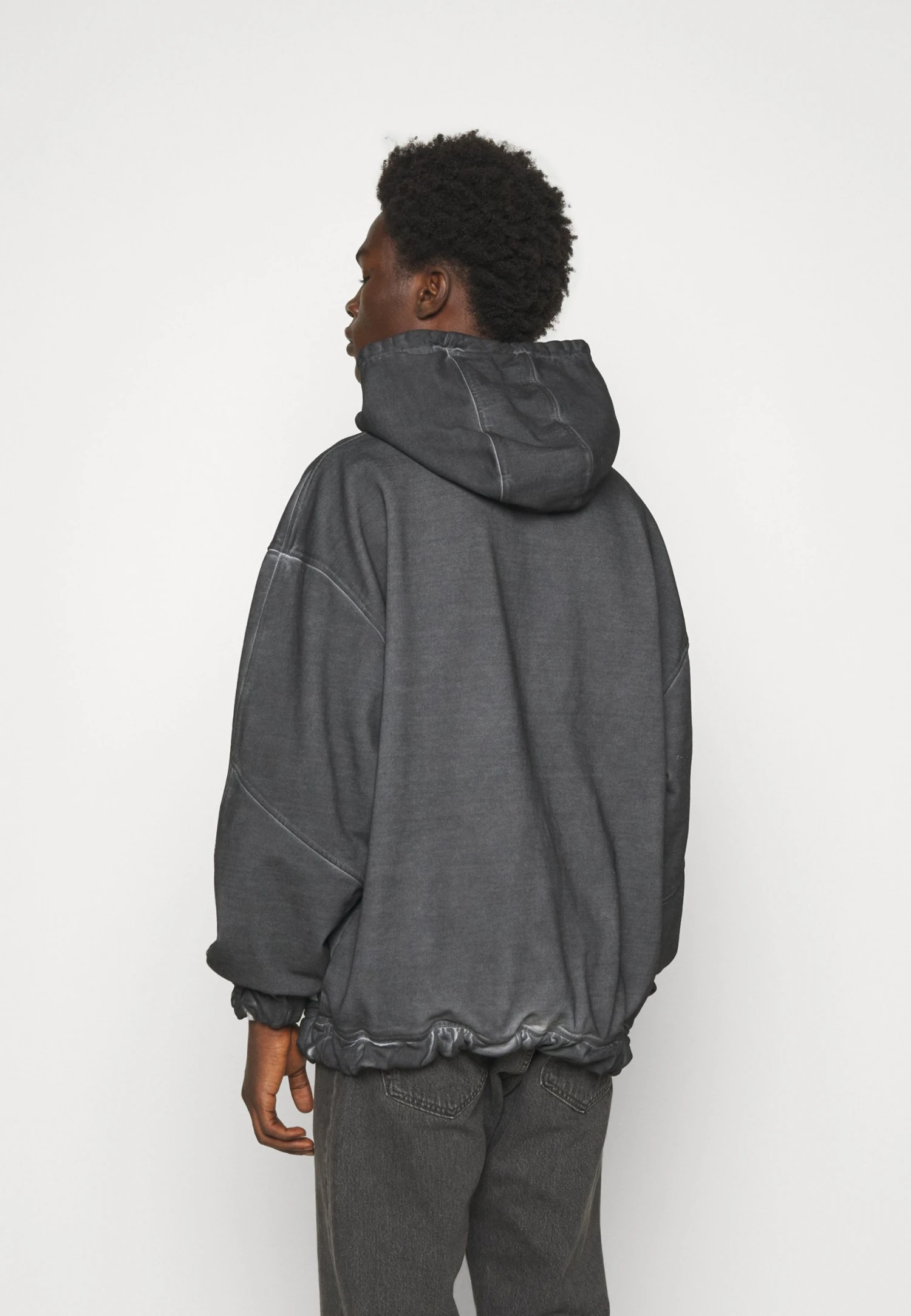 Hugo Dapennin - Hoodie - Black 6 Hugo Dapennin - Hoodie - Black - Image 4