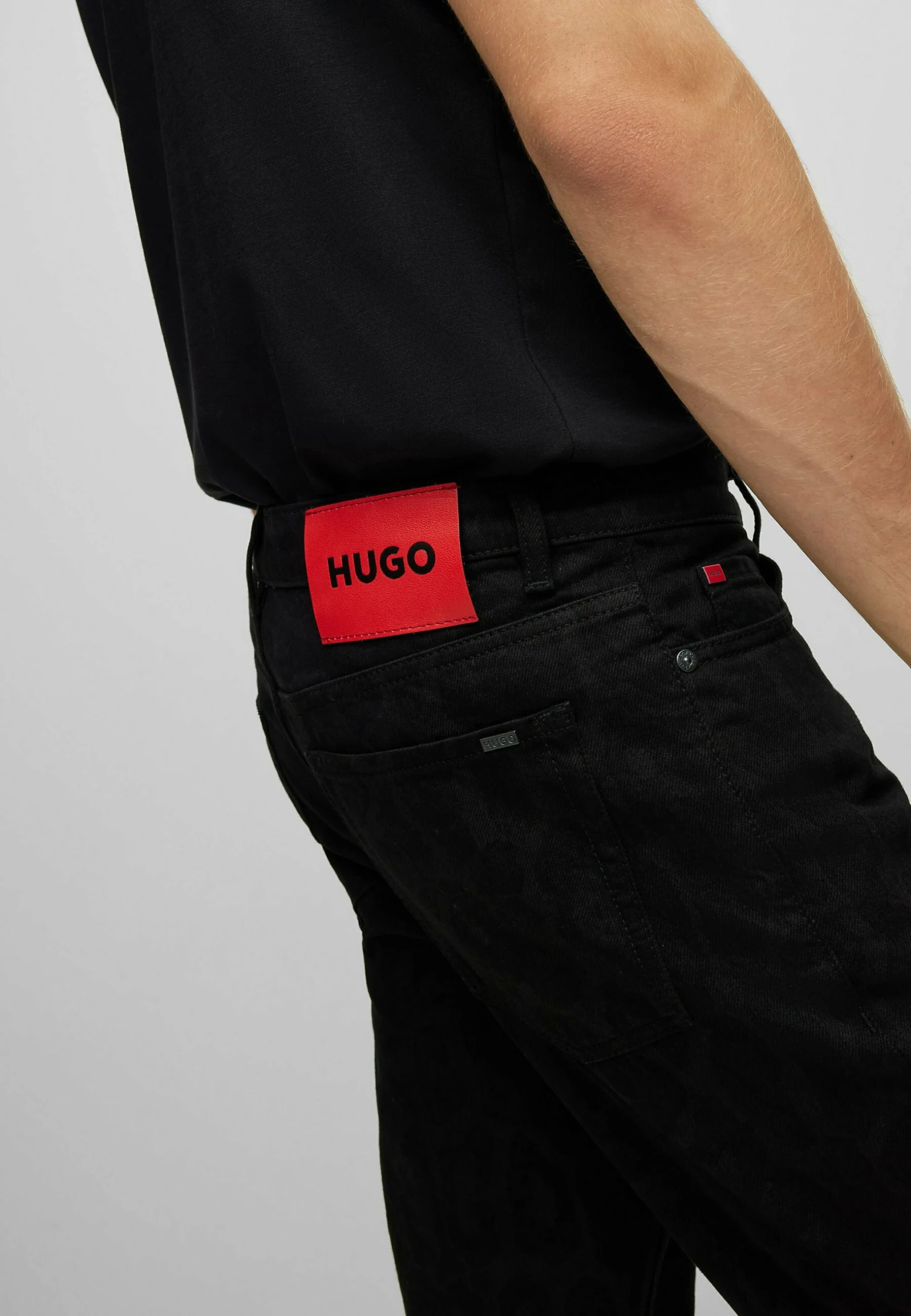 Hugo Jeans Tapered Fit - Black Four 6 Hugo Jeans Tapered Fit - Black Four - Image 4