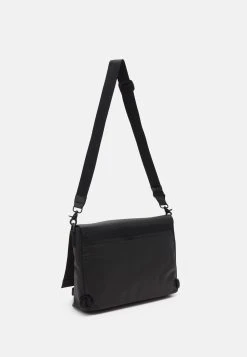 Hugo Quantum Messenger Unisex - Across Body Bag - Black -Hugo Shop 9e6e5ba32d0b4968bbfa082cdf443844