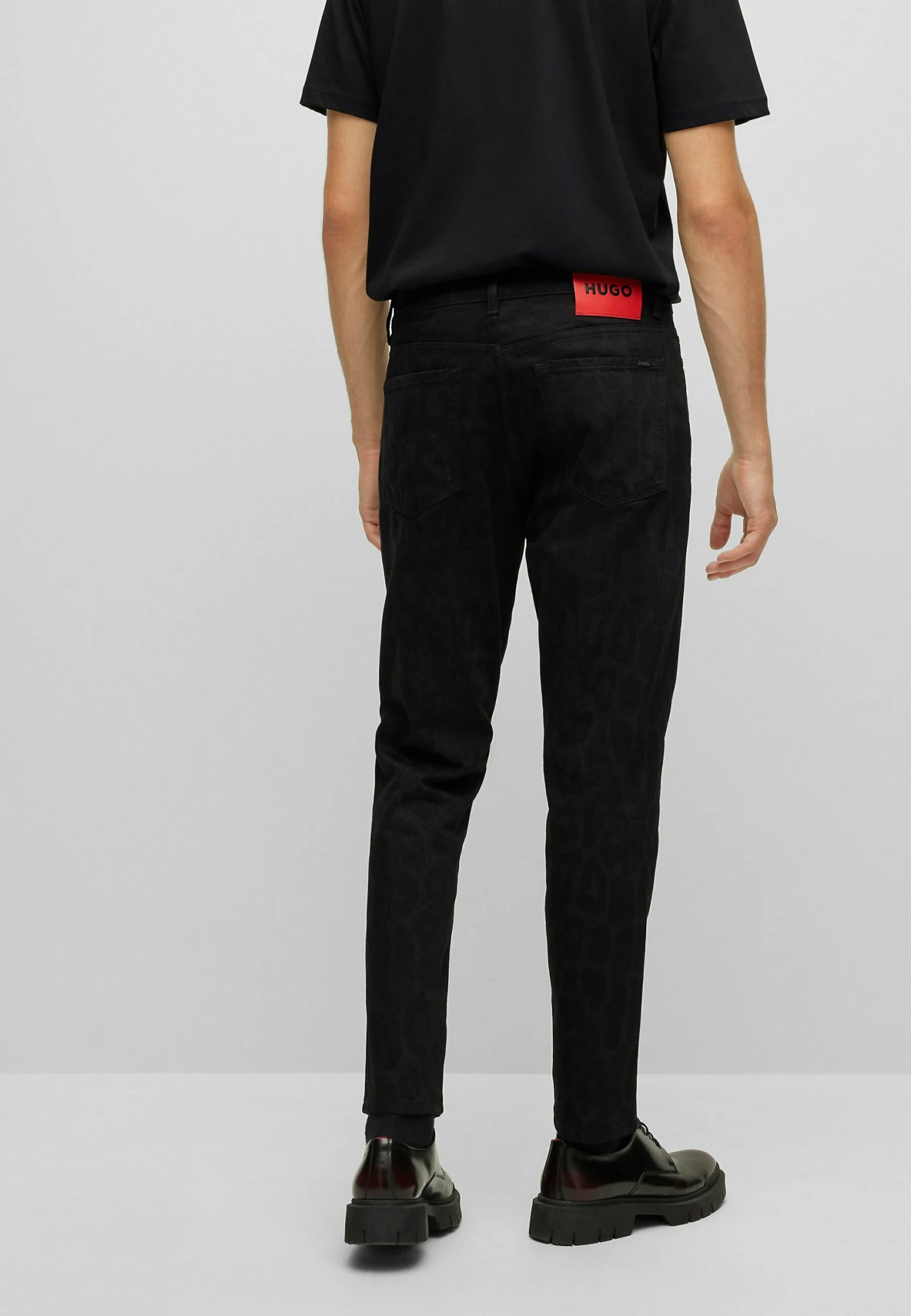 Hugo Jeans Tapered Fit - Black Four 5 Hugo Jeans Tapered Fit - Black Four - Image 3