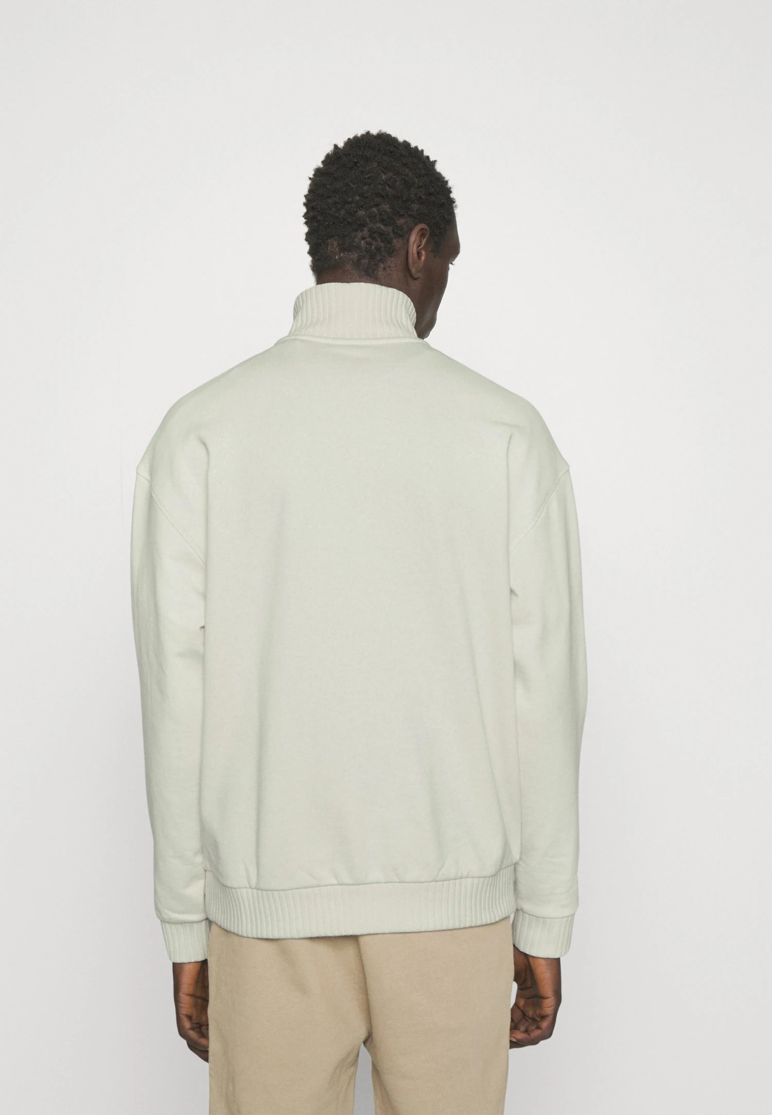 Hugo Dutzagata - Sweatshirt - Light/Pastel Green 5 Hugo Dutzagata - Sweatshirt - Light/Pastel Green - Image 3