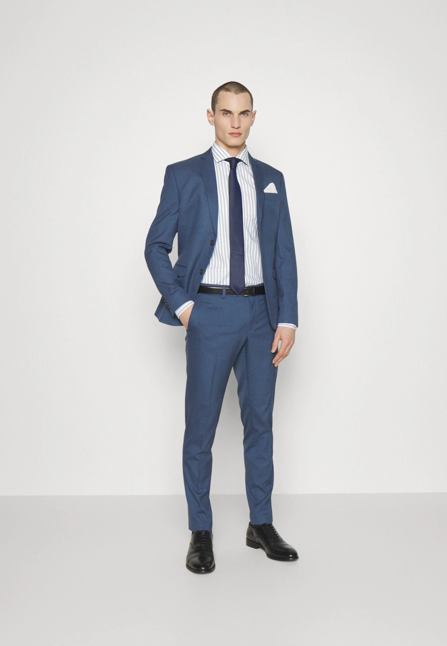 Hugo Kason - Shirt - Light/Pastel Blue 4 Hugo Kason - Shirt - Light/Pastel Blue - Image 2