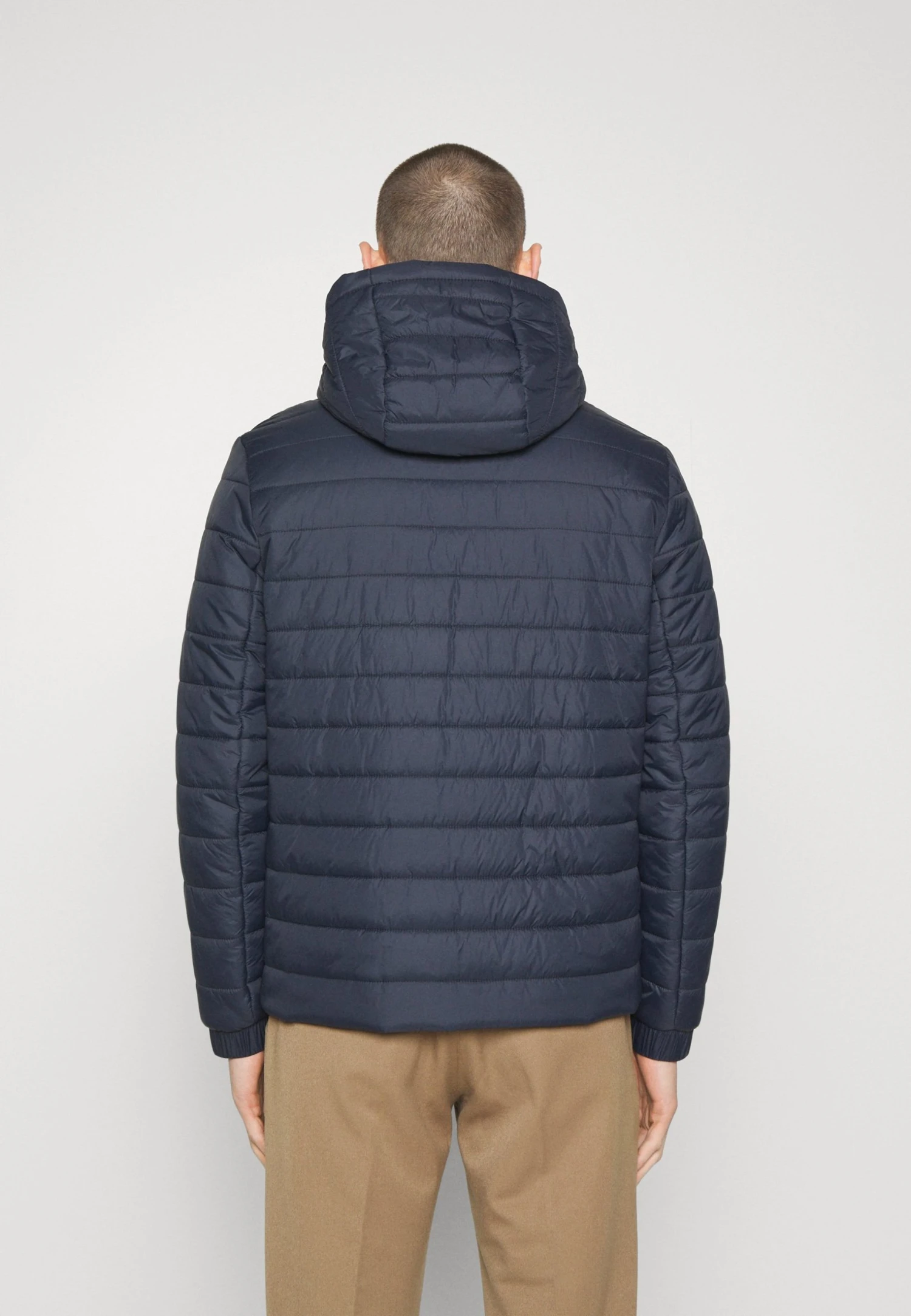 Hugo Bene - Light Jacket - Dark Blue 5 Hugo Bene - Light Jacket - Dark Blue - Image 3