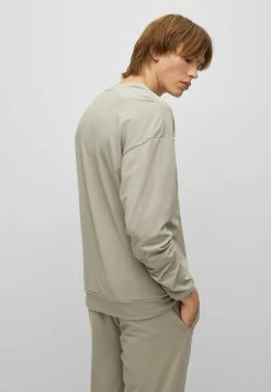 Hugo Labelled - Sweatshirt - Light Green Three 9 Hugo Labelled - Sweatshirt - Light Green Three -Hugo Shop ed60eba9fb20439b84dd8d4bdcaa5e79