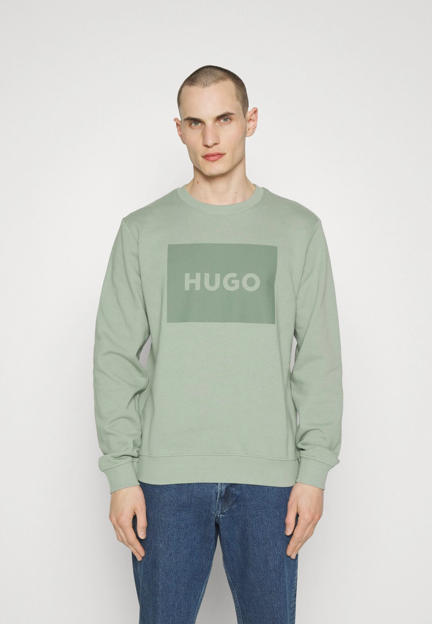 Hugo Duragol - Sweatshirt - Light Pastel Green 3 Hugo Duragol - Sweatshirt - Light Pastel Green